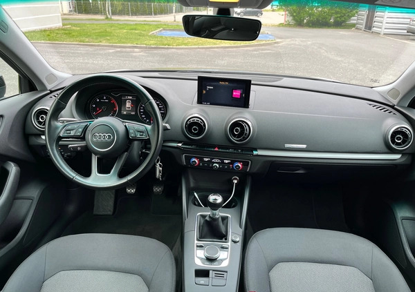 Audi A3 cena 61900 przebieg: 138000, rok produkcji 2016 z Września małe 667